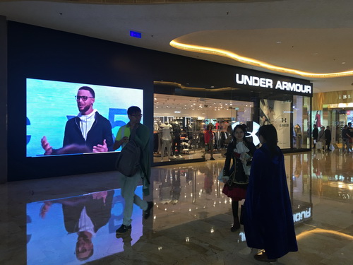 Shopping mall P4 indoor -8 square meters